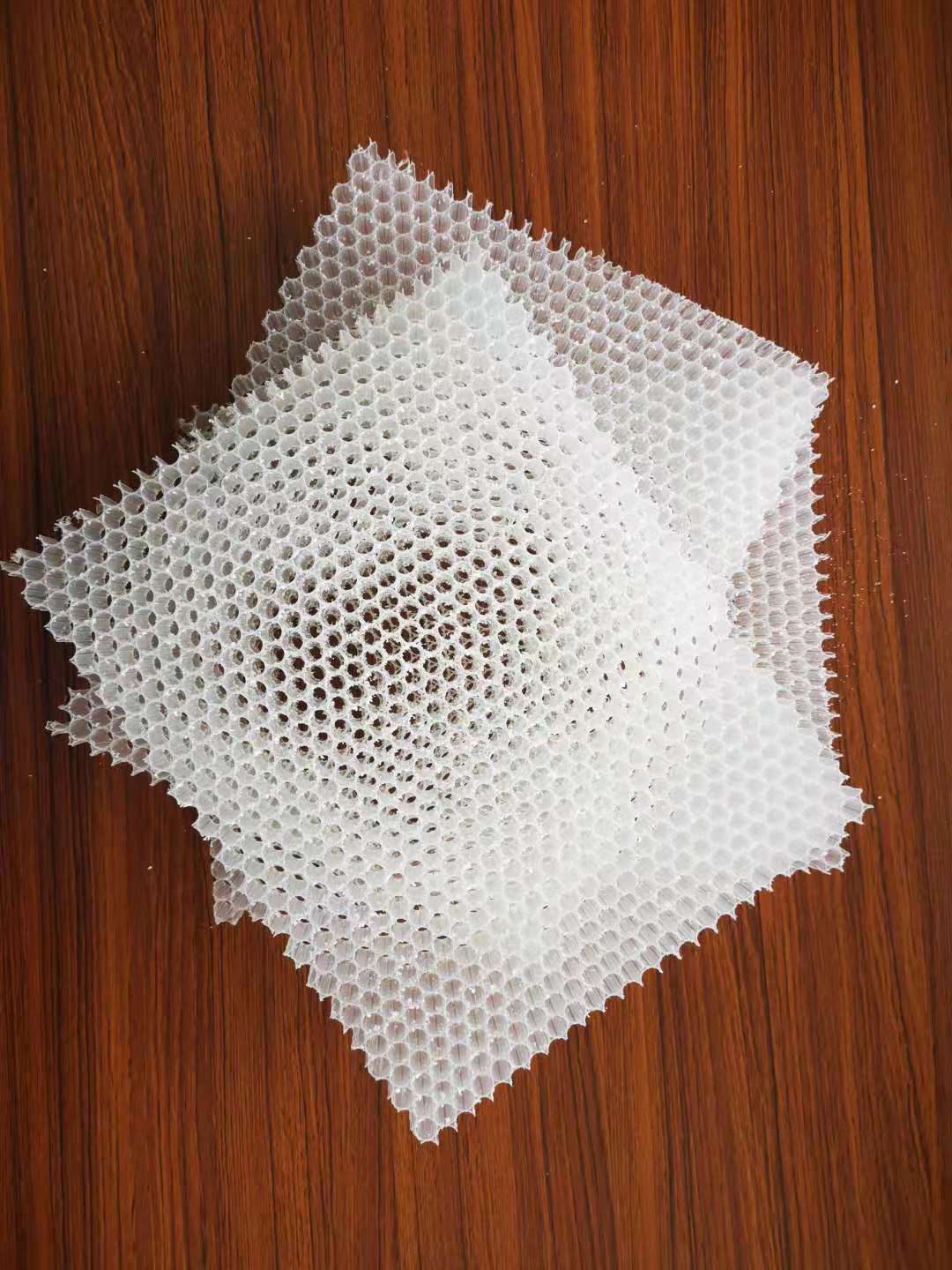 热塑性蜂窝复合芯材生产线